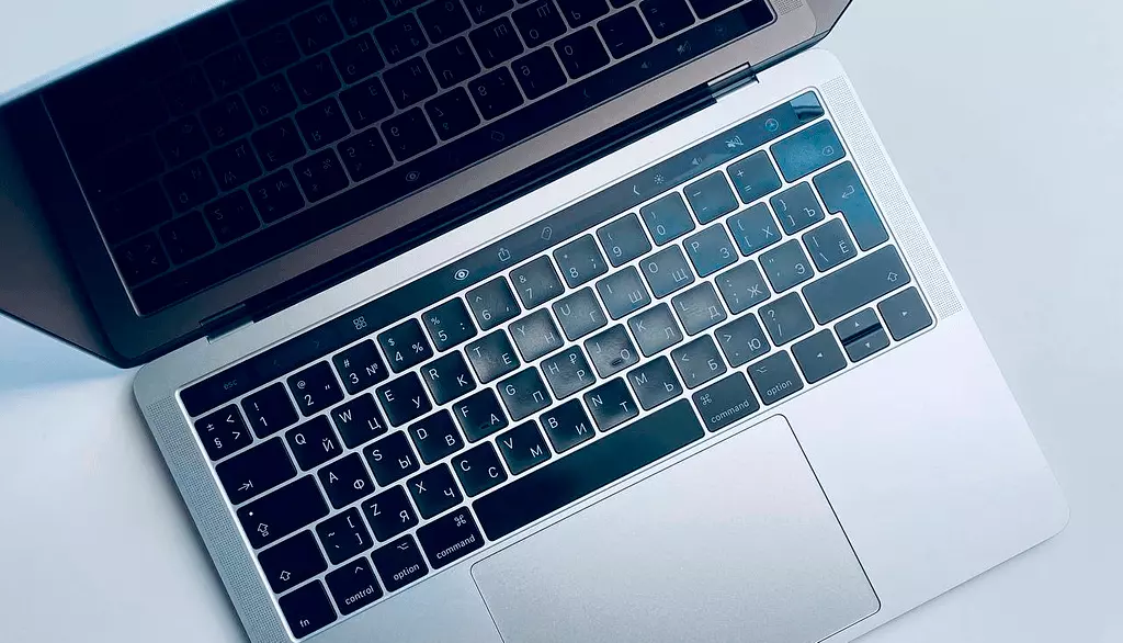 Ремонт клавиш на клавиатуре MacBook